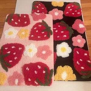 Strawberry Floral Pattern Rugs